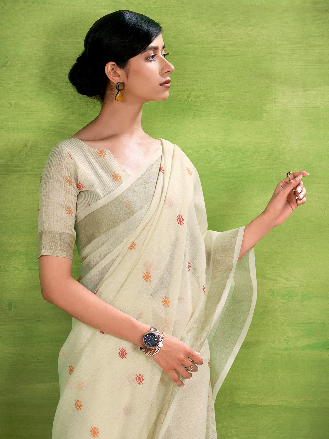 Cream Linen Silk Saree With Blouse Piece
